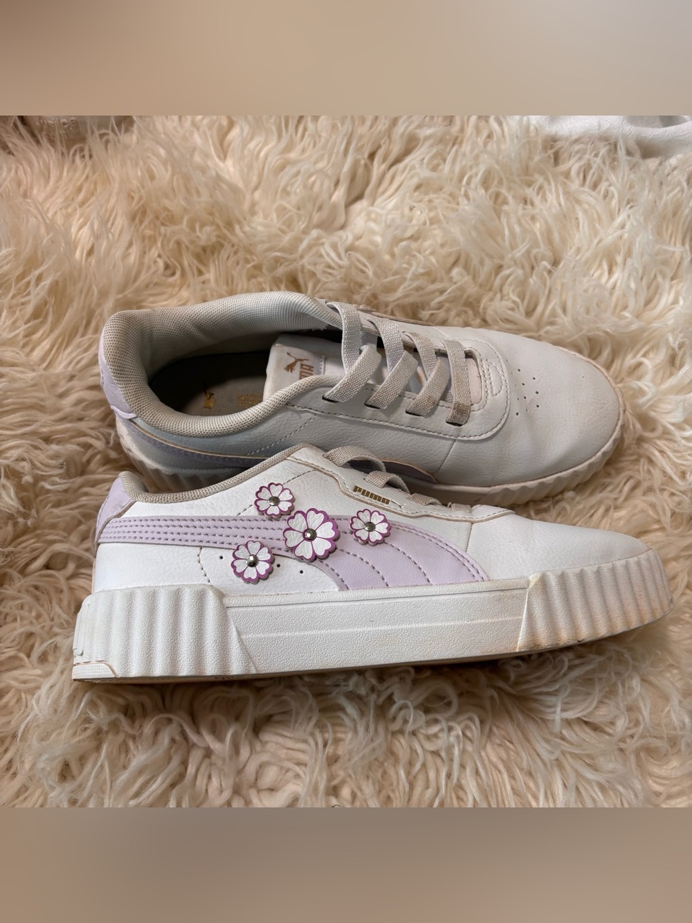 Puma White Sneakers with Light Purple Floral Stripes